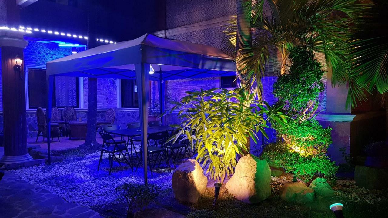 Gardensuite Hotel Anunas Dış mekan fotoğraf